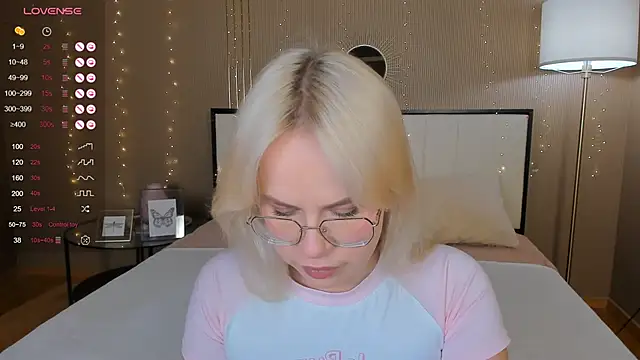 bellatip online show from October 2, 12:48 am