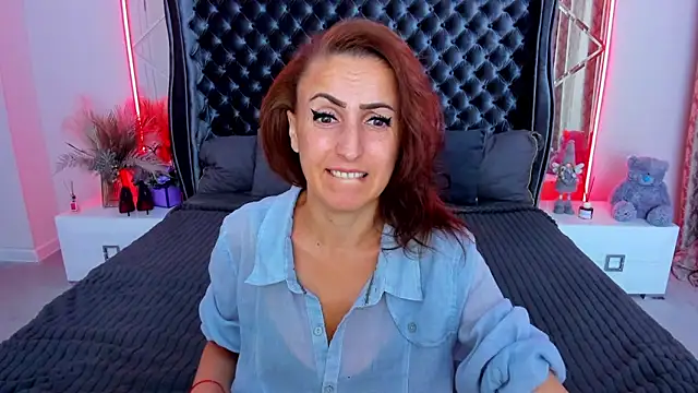 Rebecca Diamond online show from June 23, 5:49 am