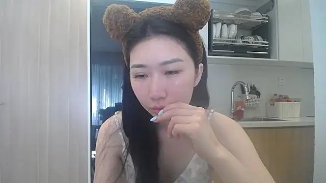 Asiagirll online show from May 1, 1:42 am
