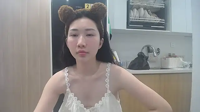 Asiagirll online show from June 7, 12:23 pm