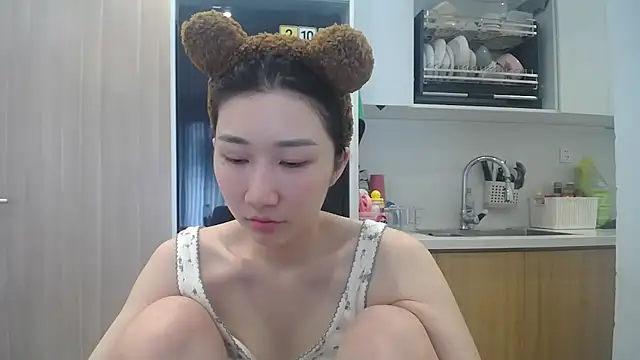 Asiagirll online show from June 11, 12:32 am