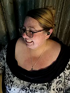 Iceprincess2bad4u online show from June 8, 6:19 pm