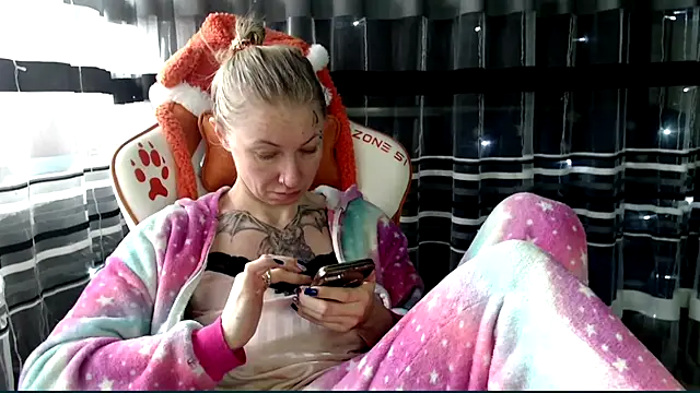 cold lollipop online show from February 20, 7:21 am