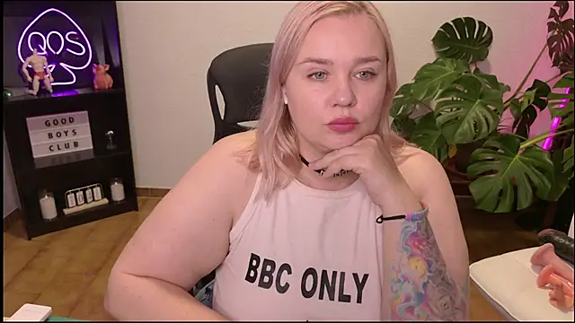 MargotGrey online show from July 5, 10:43 am
