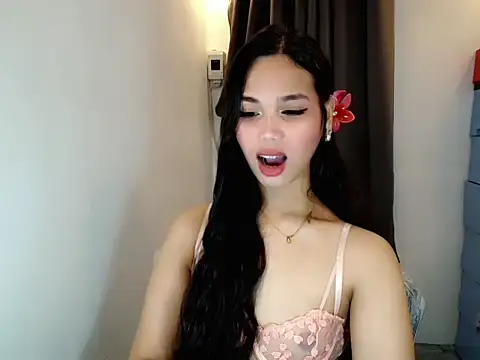 Webcumcutie online show from April 27, 4:53 am