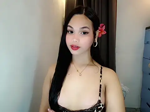 Webcumcutie online show from July 14, 2:38 am