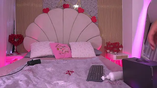 mssburbuja online show from February 11, 3:20 am