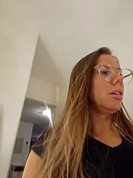 novaforyou1 online show from November 29, 7:18 pm