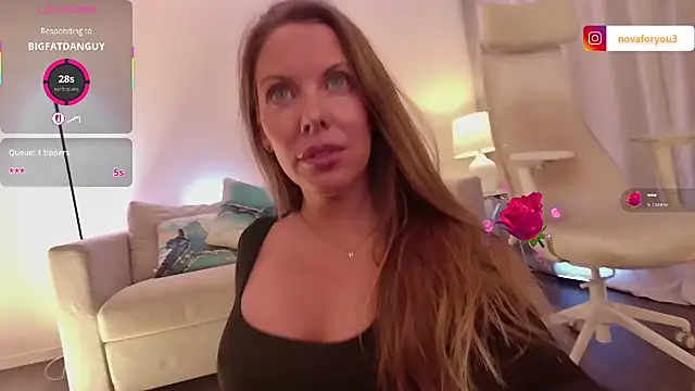 novaforyou1 online show from March 17, 9:19 pm