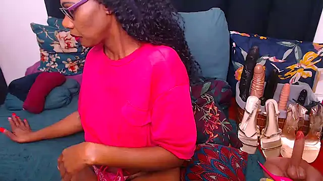 sexybootylicious online show from July 3, 9:04 am