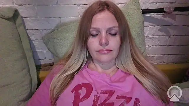 Angel girllovemy online show from March 4, 6:47 pm