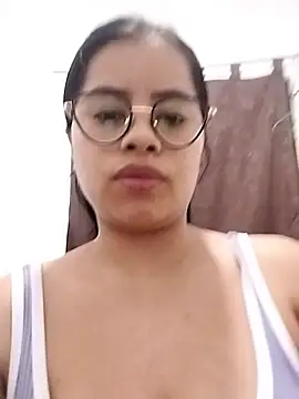 charlotte moineau online show from January 17, 8:38 pm