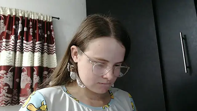 HellenMiyer1111 online show from November 11, 4:37 pm