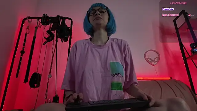 CyberXGoddess online show from June 16, 6:14 am