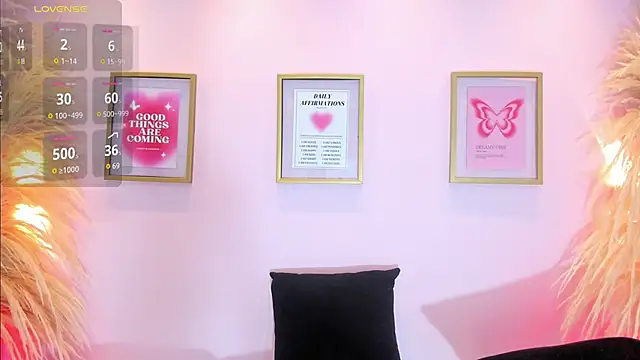 EmmySweett online show from October 24, 8:27 pm