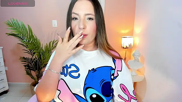 HannaMiller 1 online show from April 26, 3:37 am