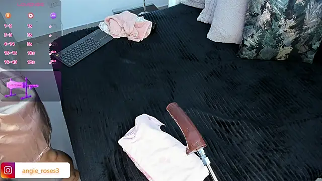 angiee roses online show from September 21, 11:58 pm