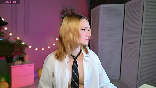 Ramona    online show from March 14, 2:07 pm