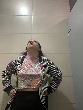 annarose19 online show from July 8, 6:43 pm