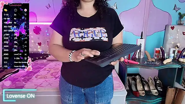 Zaly mature online show from June 30, 9:47 pm