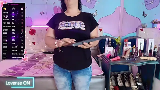Zaly mature online show from April 30, 10:58 pm