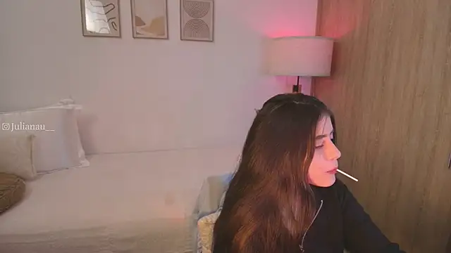 iriswest  online show from October 20, 1:30 am