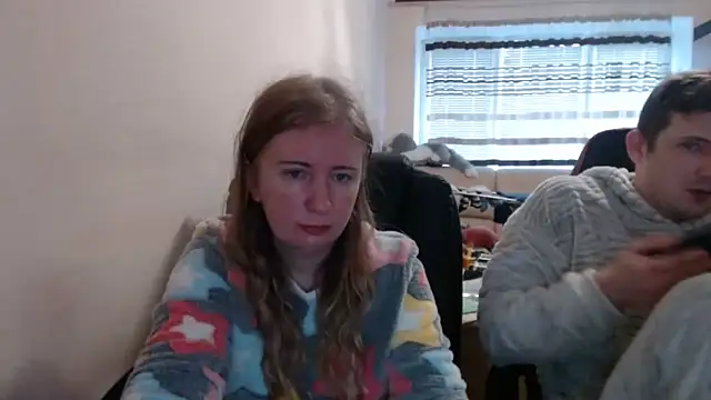 PeterAndJen online show from November 22, 12:19 pm