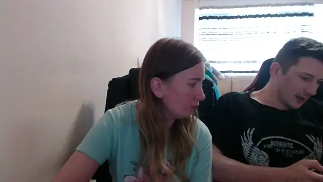 PeterAndJen online show from September 15, 2:58 pm