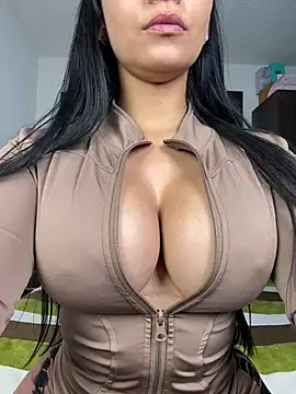 Angela isabella online show from July 28, 10:31 pm