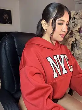 Soy Daniela online show from November 9, 2:57 pm