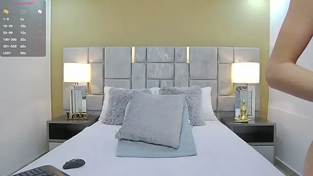 Little Amarantha online show from October 24, 1:34 am