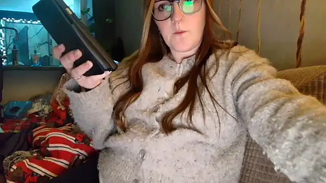 short sweetpea online show from March 8, 6:01 pm