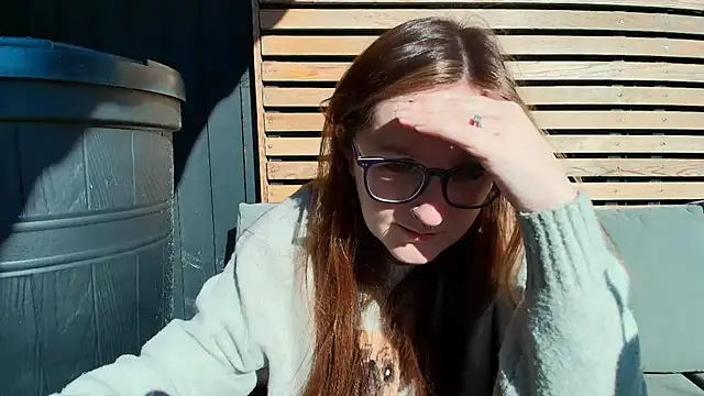 short sweetpea online show from March 18, 2:33 pm