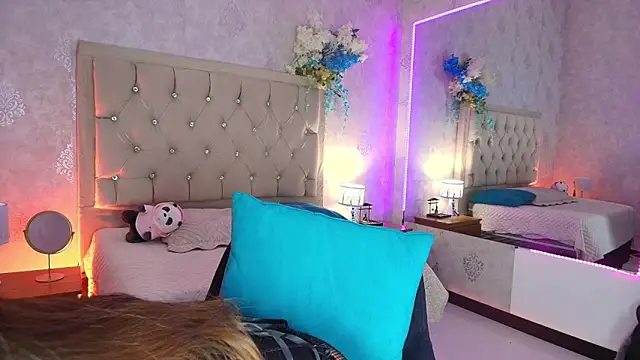 Snapshot of nini_love01 chatting on October 16, 4:26 am nini love01 online show from October 16, 4:26 am