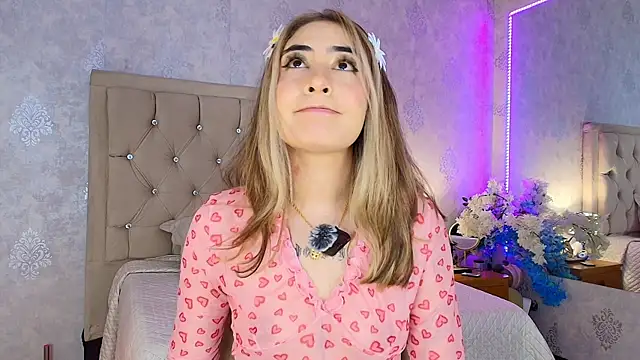 nini love01 online show from June 25, 5:23 am
