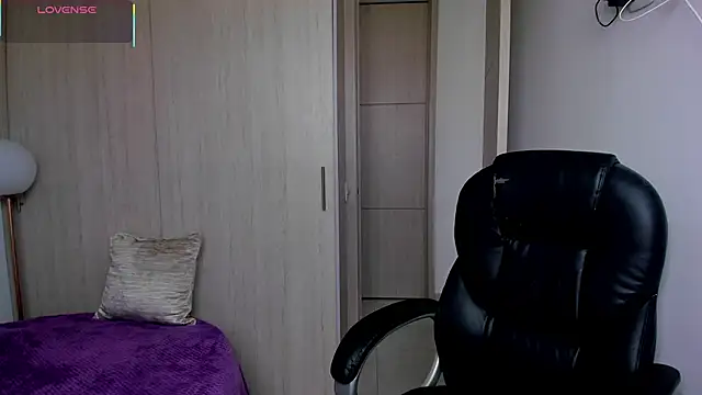 StacyConner online show from February 10, 9:51 pm