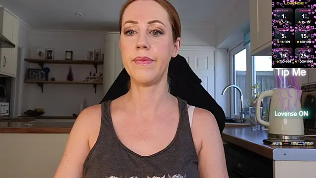stripmequick online show from July 29, 11:32 am