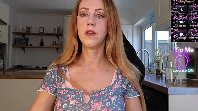 stripmequick online show from June 22, 9:17 am