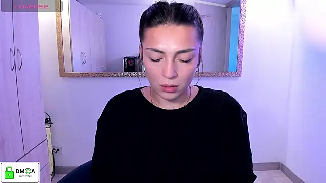 EricaVanderhill online show from July 24, 9:11 pm