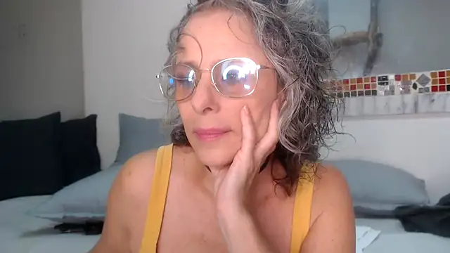 Snapshot of Pinkboobie chatting on October 8, 4:44 pm Pinkboobie online show from October 8, 4:44 pm