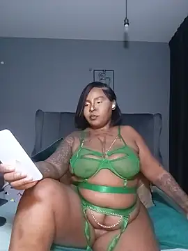 PearlSexxy69 online show from July 9, 3:47 pm