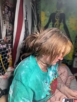 1-800-FUCKYOU online show from May 23, 8:12 am