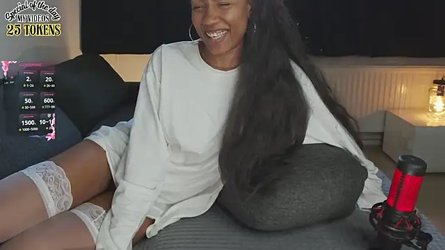 Therainqueen online show from October 23, 10:21 am