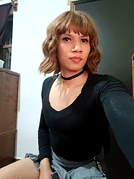 Anna Luisa online show from October 24, 5:25 am