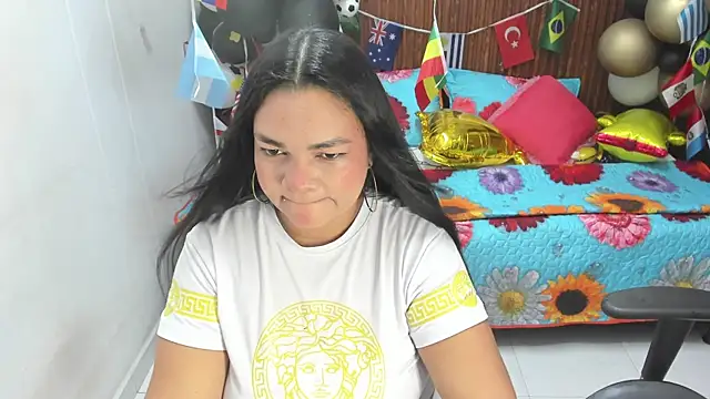 Cloe 35 online show from July 13, 8:09 pm