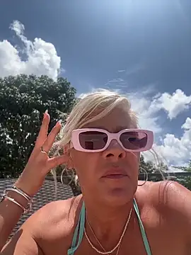 Lexi Shocker online show from July 23, 4:48 pm