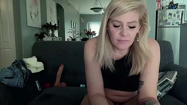 Lexi Shocker online show from November 28, 9:29 pm