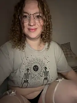 EmmieRae online show from September 21, 3:49 am