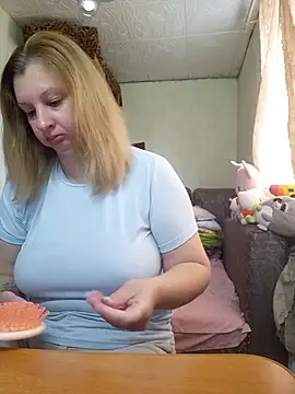 BustyBlond online show from July 28, 4:54 am