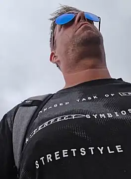 Trucker Hunter online show from October 16, 2:52 pm